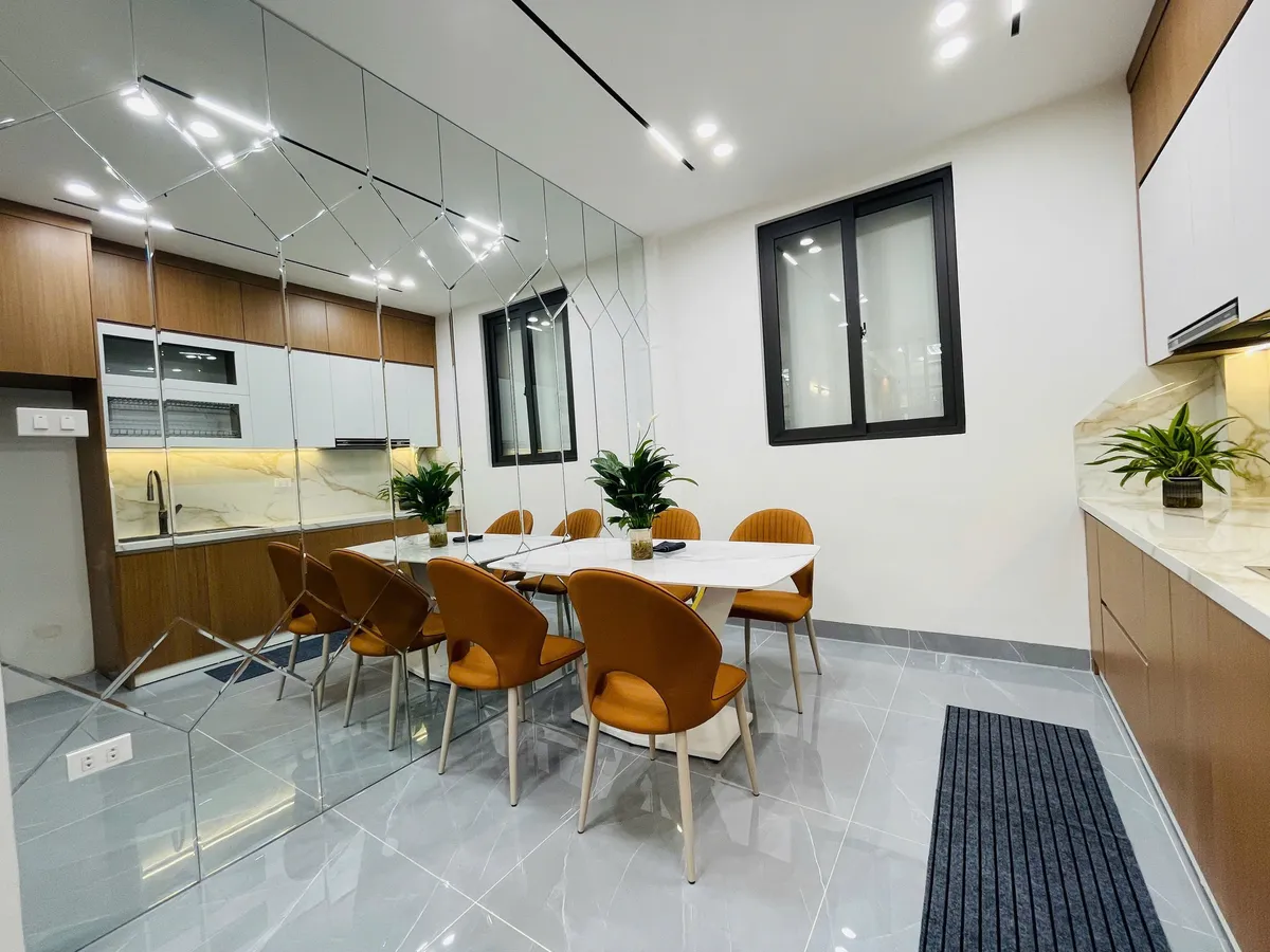 LÔ GÓC 2 THOÁNG BÙI XƯƠNG TRẠCH, 30M2 + 5 TẦNG, Ô TÔ ĐỖ CỬA, KINH DOANH , GIÁ 5,8 TỶ . - Ảnh chính